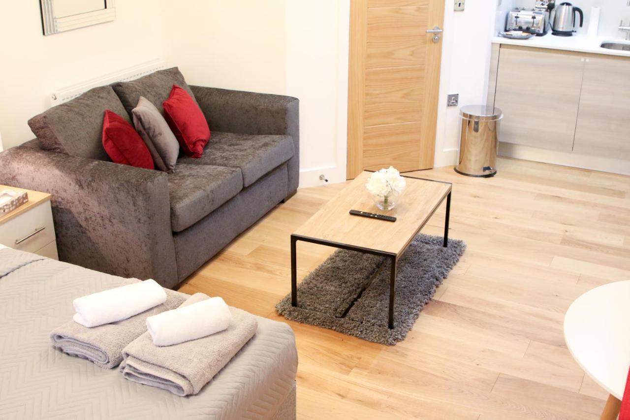 Executive Bright And Airy Studio Apartment In Sydenham Londra Dış mekan fotoğraf