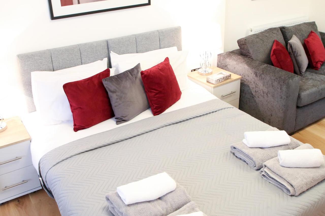 Executive Bright And Airy Studio Apartment In Sydenham Londra Dış mekan fotoğraf